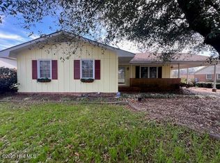 14880 Matthews St, Laurel Hill, NC 28351