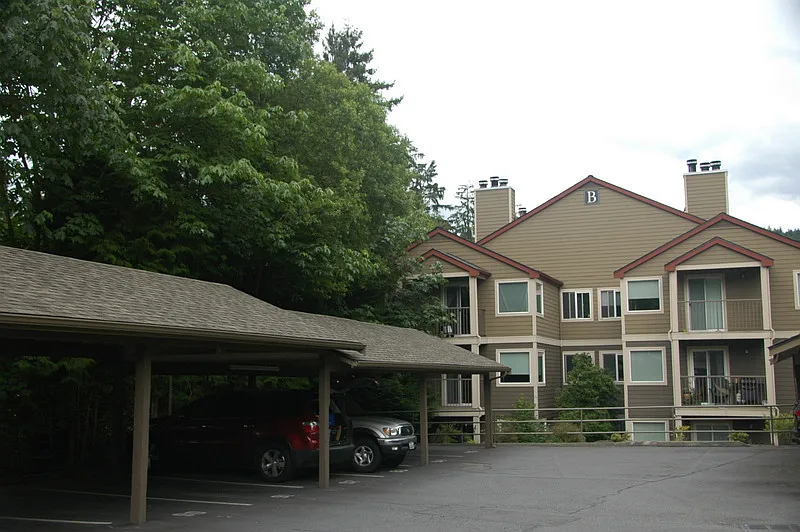 2 bed, 1115 sqft, $2,750 — Photo 4