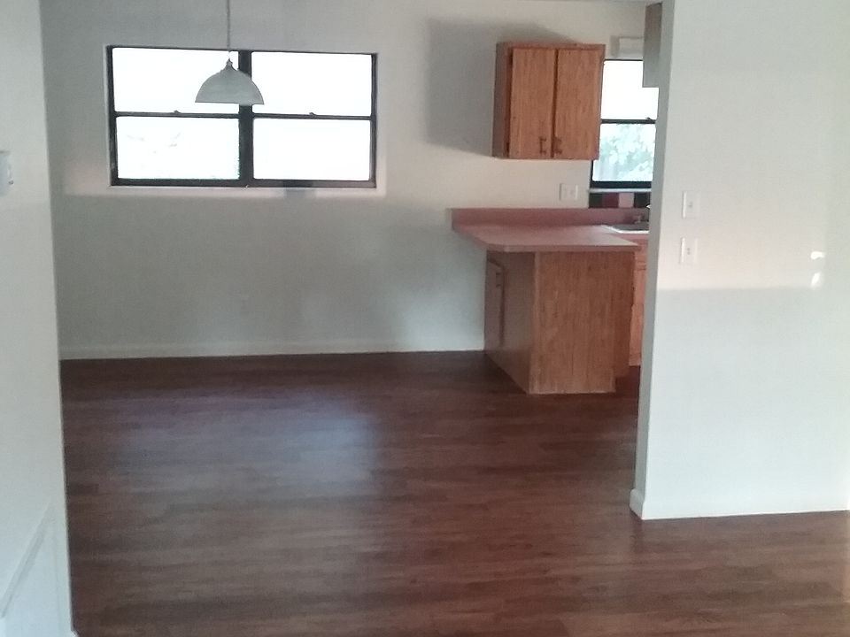 2nd image of 108 Juniper Trail Loop