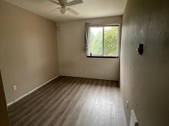 4th image of 608 West St #A