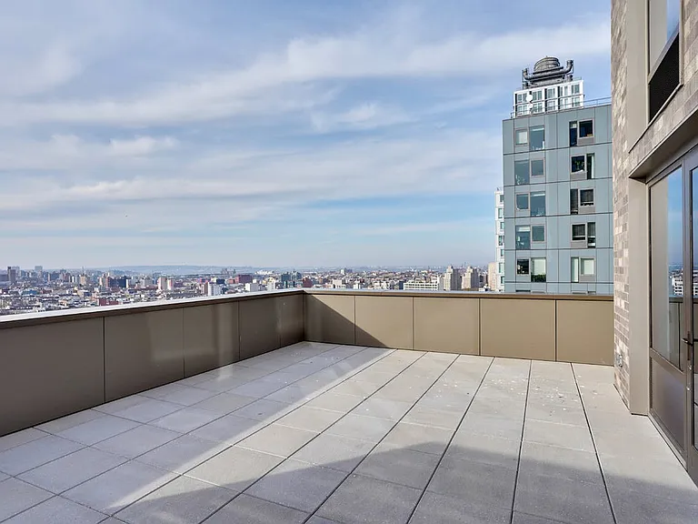662 Pacific St #18M — Photo 3