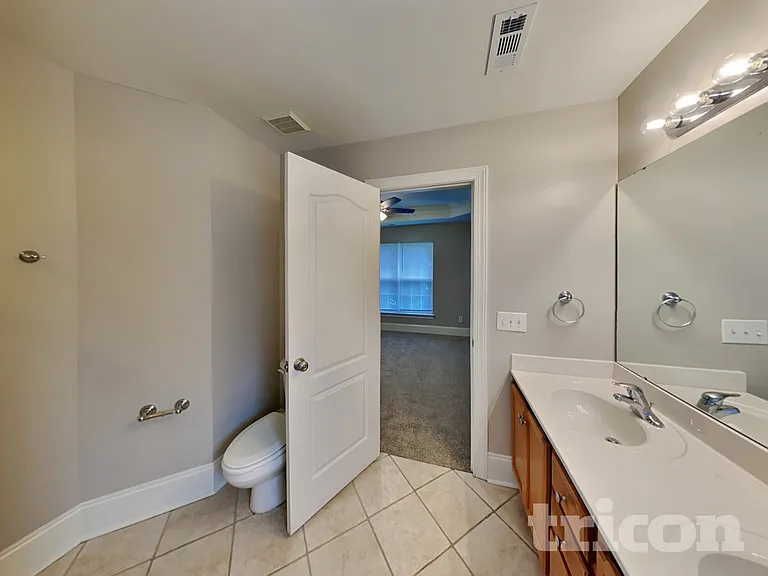 2755 Gusty Ln — Photo 10