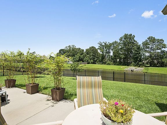 3rd image of 9395 Wyndham Way