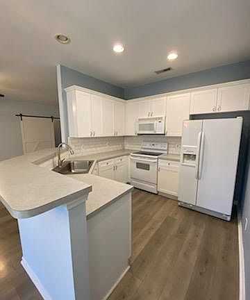 3rd image of 9517 Night Harbor Dr SE