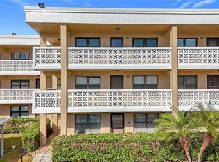 4920 Locust St NE APT 106, Saint Petersburg, FL 33703