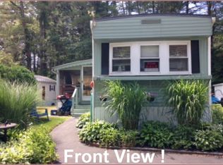 20 Beechwood Rd, Halifax, MA 02338