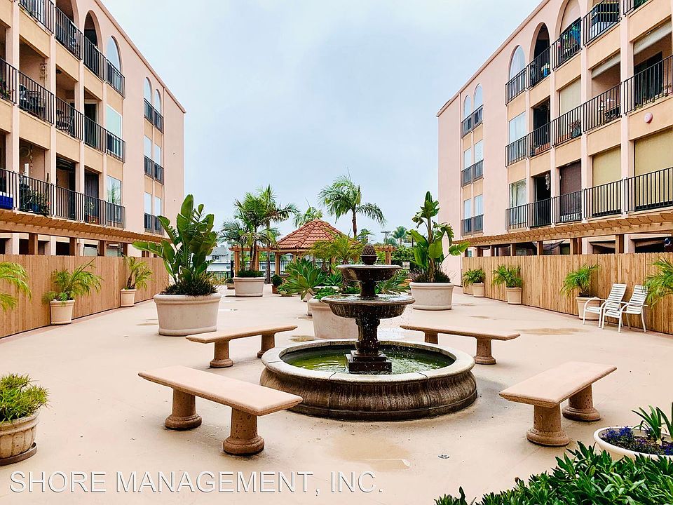 1st image of 4730 Noyes St APT 206
