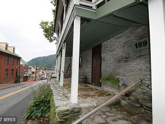 3rd image of 189 High St