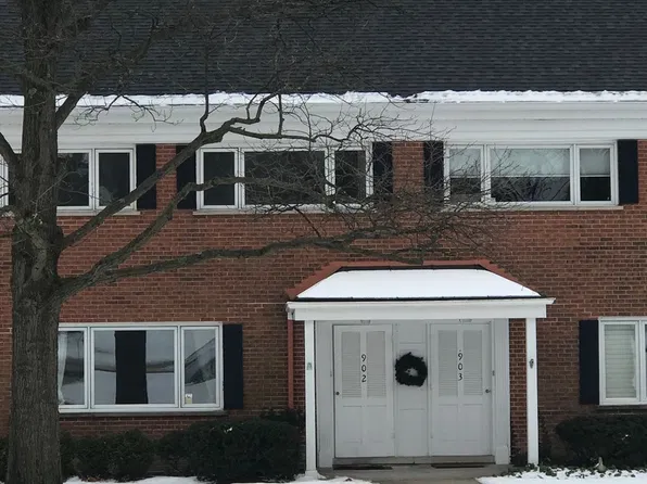 902 Chanticleer Ln, Hinsdale, IL 60521
