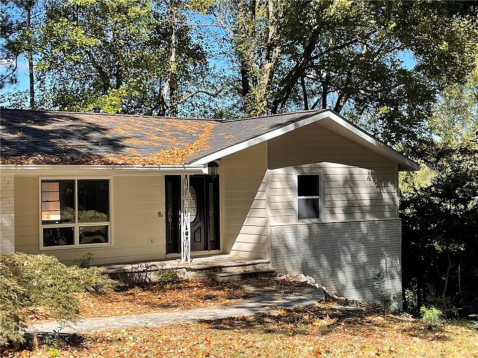 1st image of 2623 Lake Flair Cir