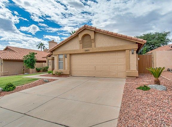 3rd image of 2423 E Cathedral Rock Dr