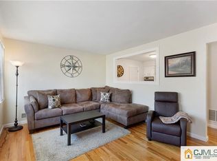 2962 Washington Rd, Parlin, NJ 08859