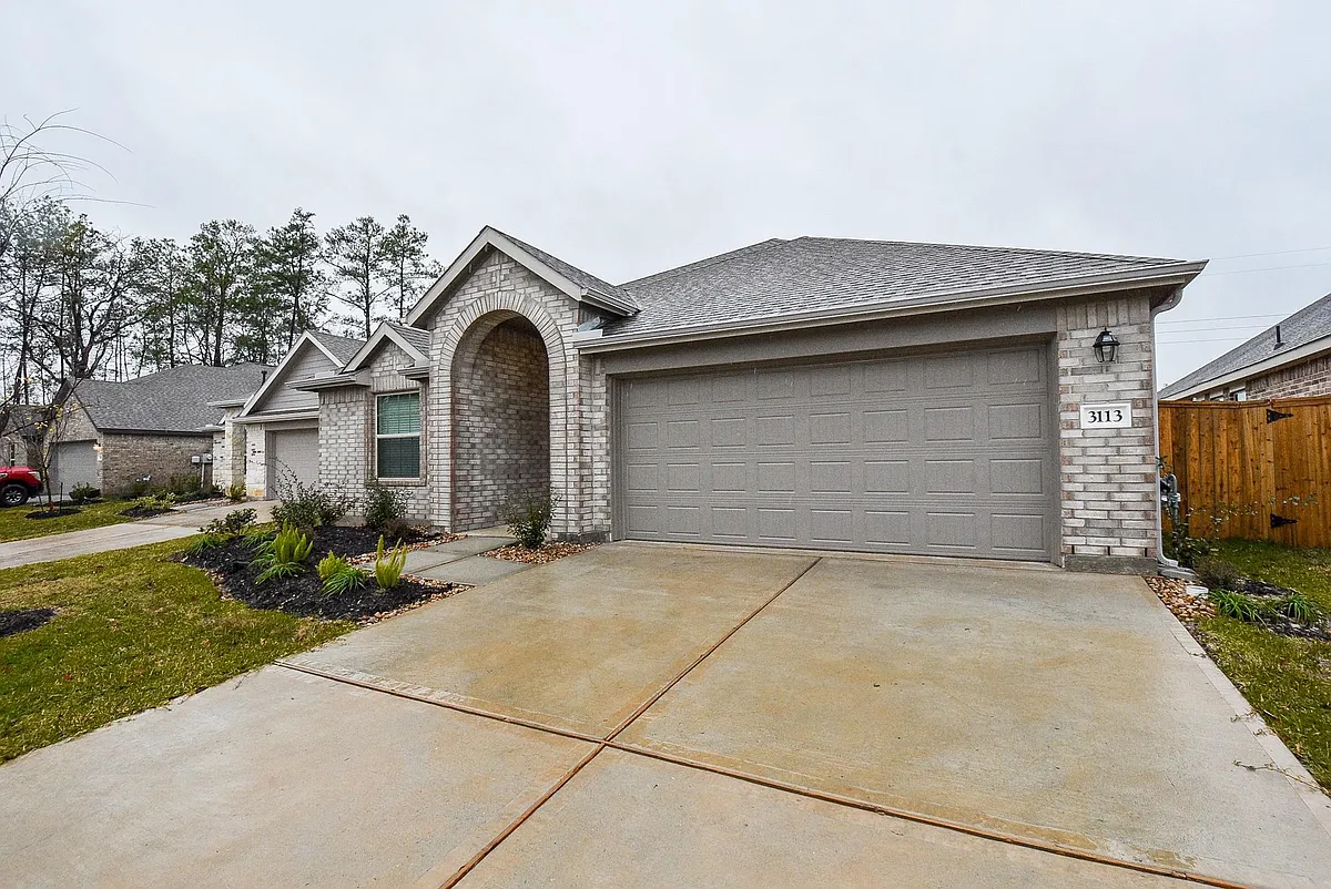 Building Photo - 3113 Catalonion Ct