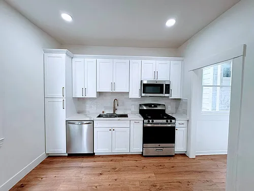 195 Lexington St #1 Photo 1