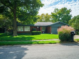 8213 Forsythia Cir, Indianapolis, IN