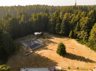 400 Schlacks Ln, Crescent City, CA 95531