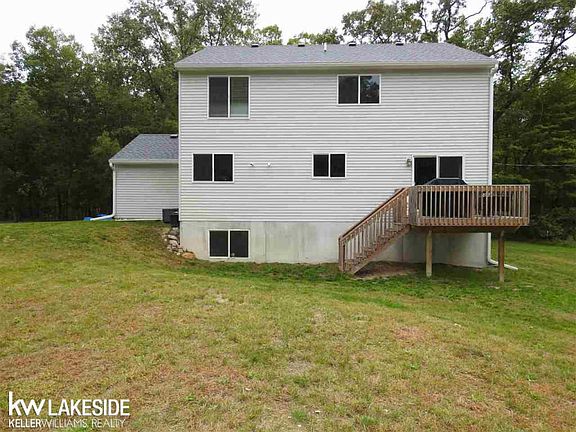 5th image of 9314 E 120th St