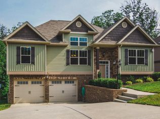 7321 Landlock Dr, Ooltewah, TN 37363