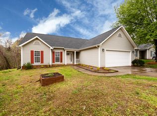 837 Silver Ct, Charlotte, NC 28217