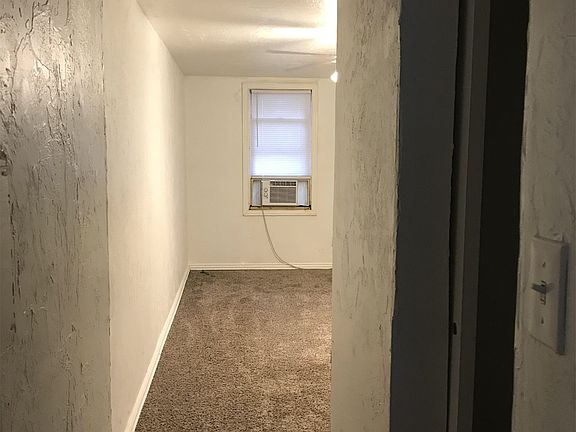 Bedroom 1(2)