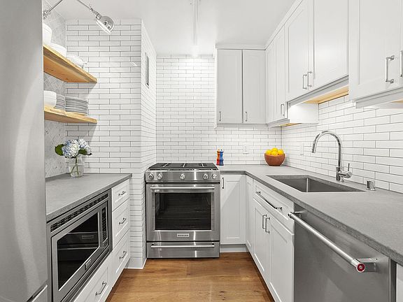2nd image of 80 Gold St #19M