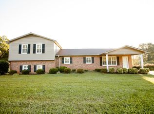 115 Cemetery Cir, Moore, SC 29369
