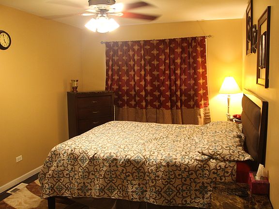 5th image of 1S133 Ingersoll Ln #133