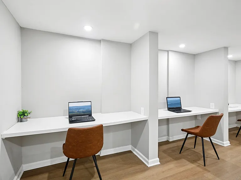 Flats at 87Ten — Photo 16