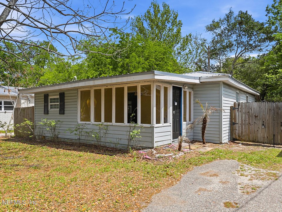 1st image of 111 PALMER Street