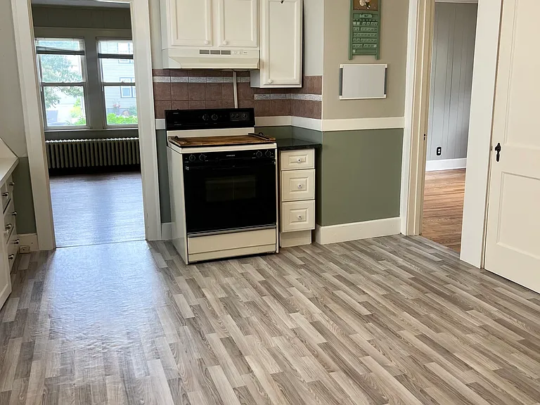118 Cambridge St — Photo 10