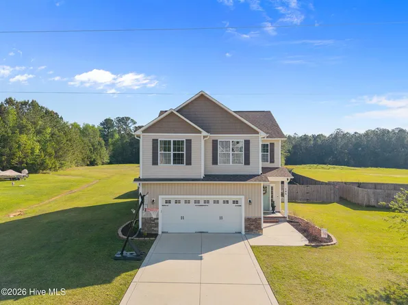 105 Sparrows Point Lane, Jacksonville, NC 28540