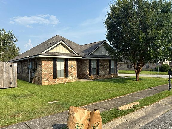 3rd image of 292 Wyatt Ct