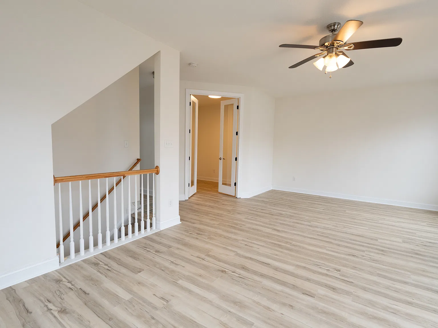 4 bed, 3.5 bath, 2704 sqft, $3,250 — Photo 4