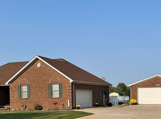 7612 Stacy Rd, Charlestown, IN 47111