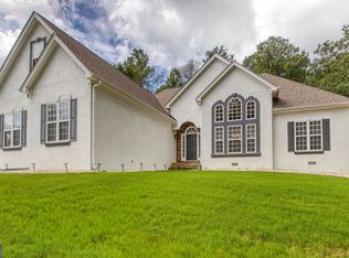 110 Lyndhurst Way, Sharpsburg, GA 30277
