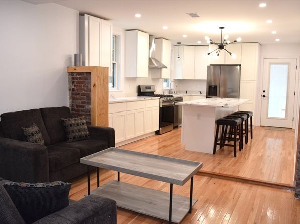 boston-massachusetts-59138336 picture