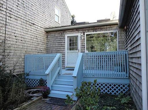 3rd image of 27 Montgomery Dr