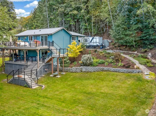 7991 5th Avenue NE, Bremerton, WA 98311