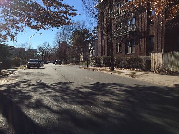 5th image of 118 So Arlington Ave