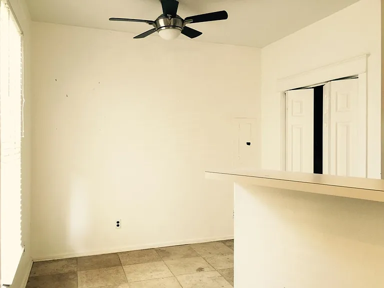 Unoccupied view of the Breakfast Nook