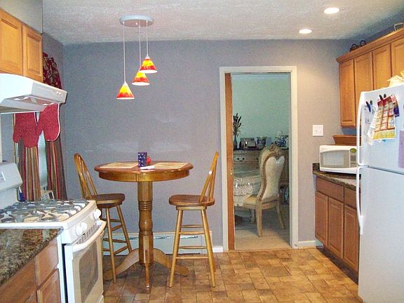 Kitchen Pocket Door to Formal Dining Room