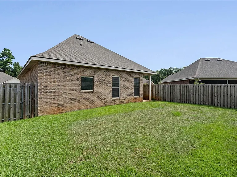950 Gibson Ct — Photo 19