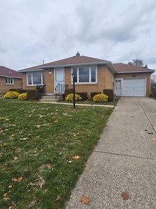44 Aurora Dr, Cheektowaga, NY, 14215