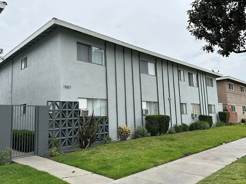 1557 W Ball Rd #1563