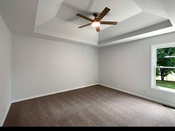 2nd image of 15910 Lake Orienta Ct