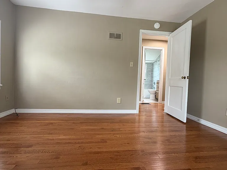 1112 McKinley Blvd #B — Photo 12