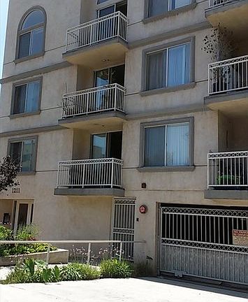 3rd image of 1211 S Shenandoah St APT 103