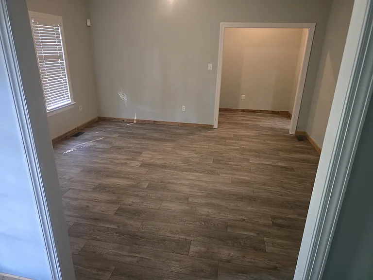 308 Madison Ct — Photo 30