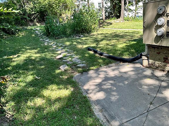 3rd image of 3510 Jones St APT 2