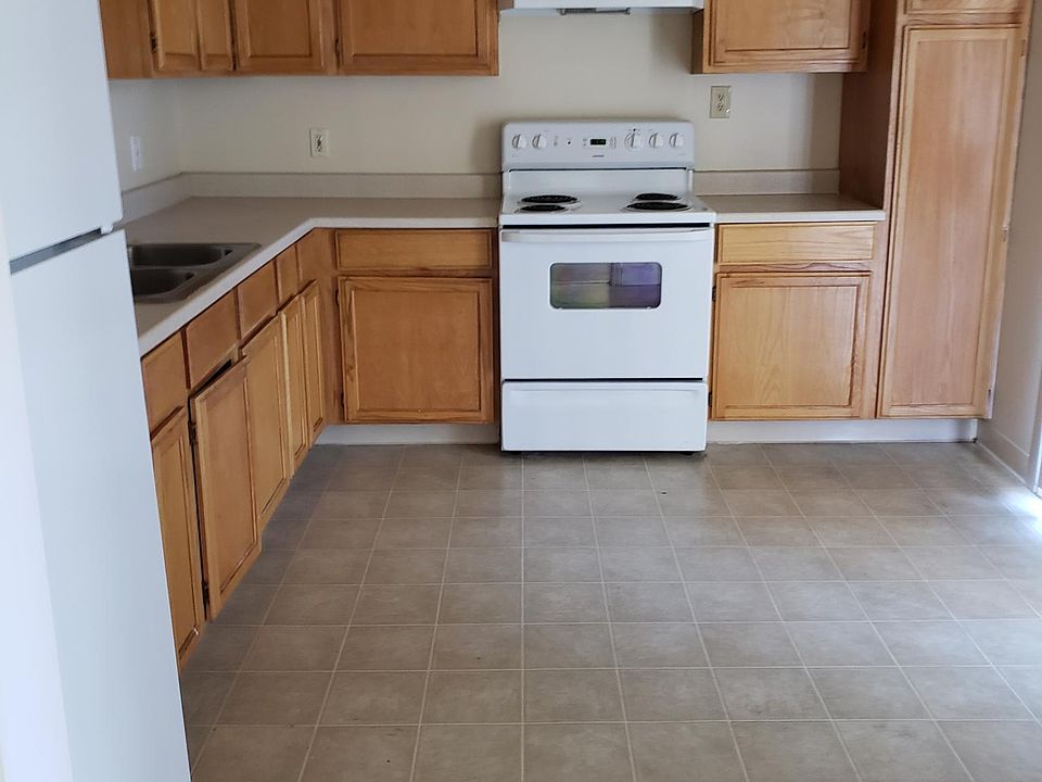 1st image of 13911 Grandboro Ln APT 89